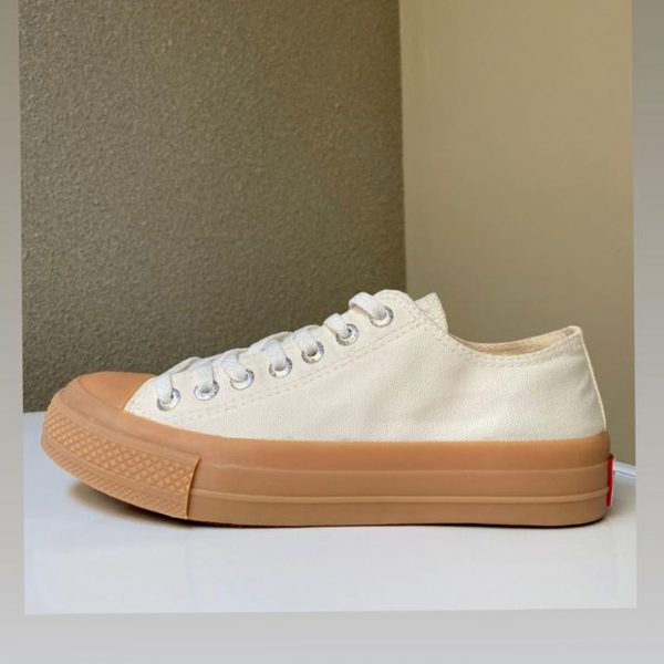 sepatu-WARRIOR-NEO-SPARTA-low-lc-putih-white-GUM-3